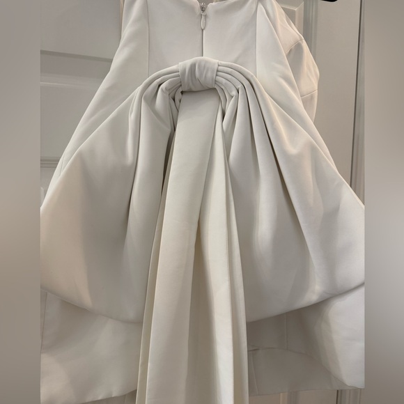 NWT Sachin and Babi Grace Strapless Mini Bow Back Dress - Size 4 - Picture 8 of 10